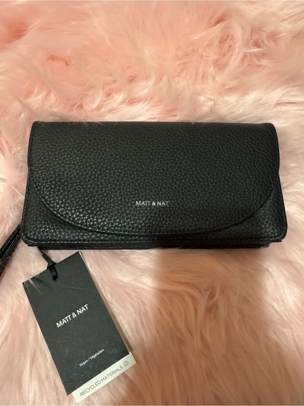 Matt & Nat Black Pebbled Wallet with Wristlet Tag